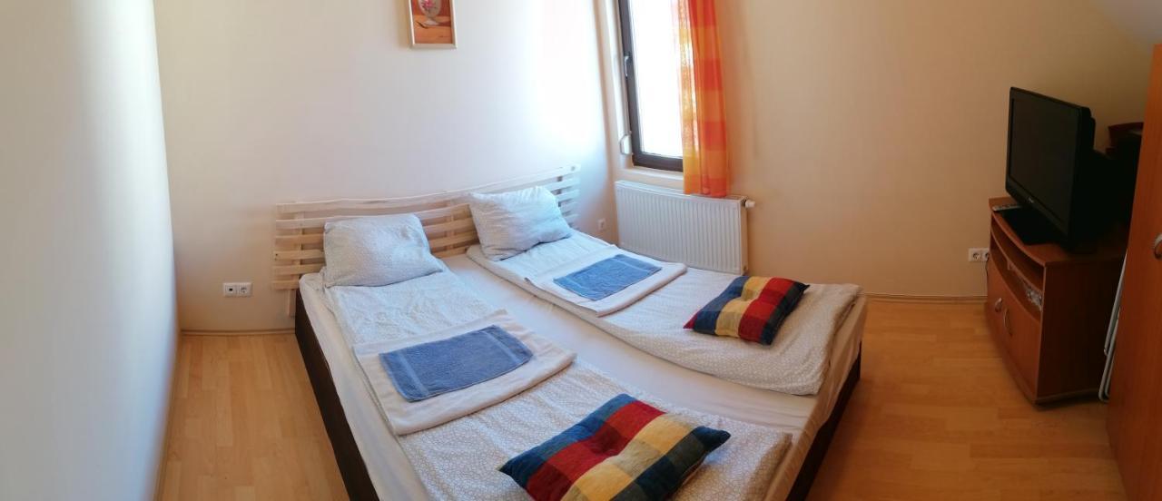 Dorcy Apartman Сиофок Екстериор снимка